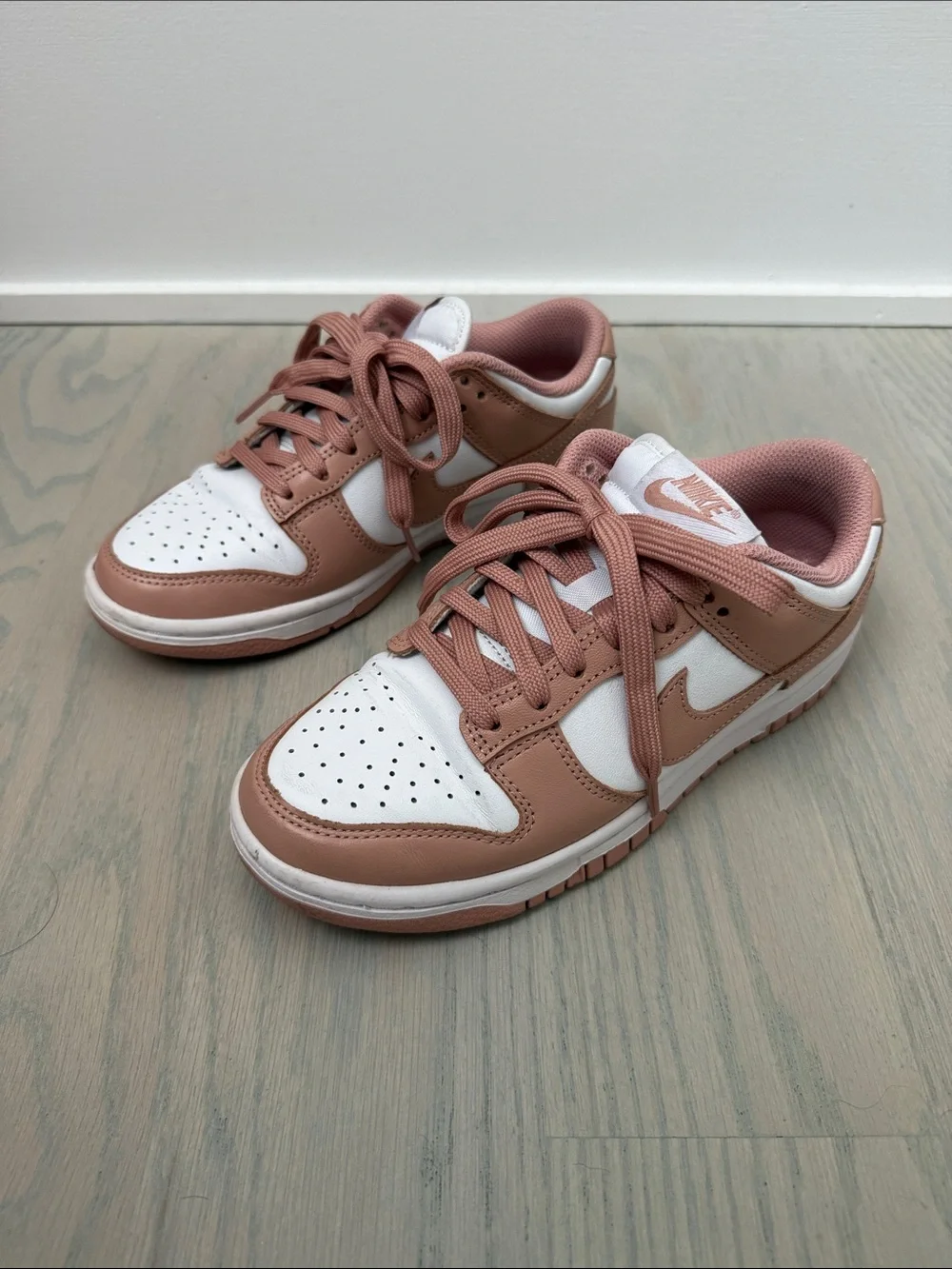 Nike Dunk Low - White/Rose Whisper - W5